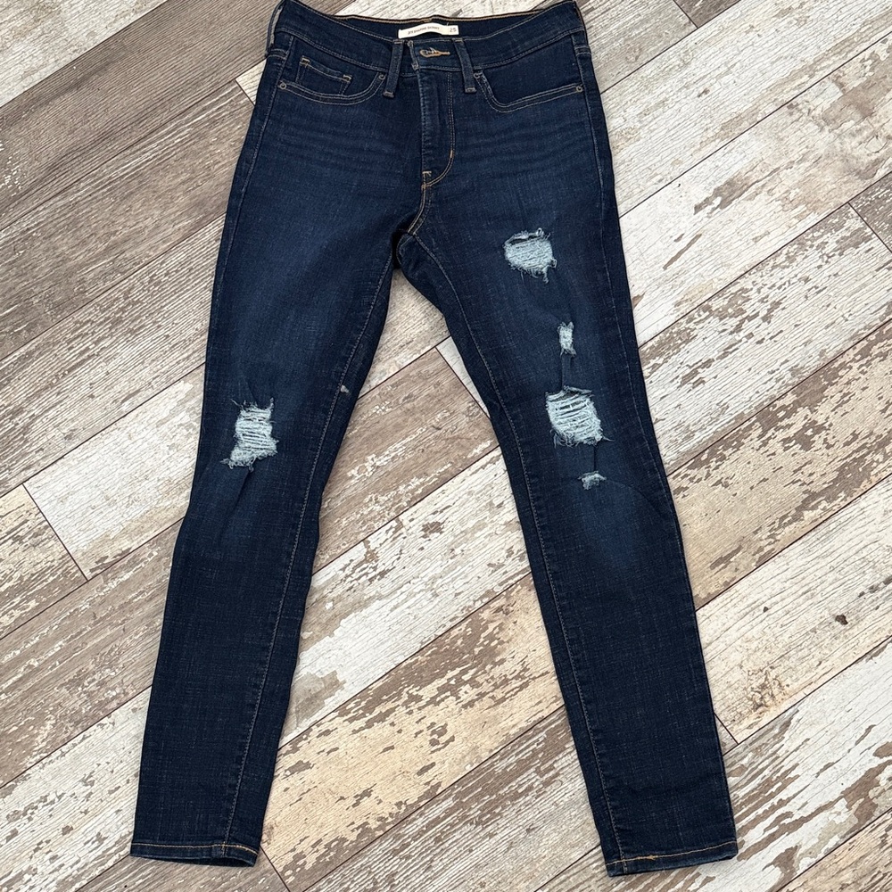 Women’s Dark Indigo 311 Size 25 Skinny Jeans